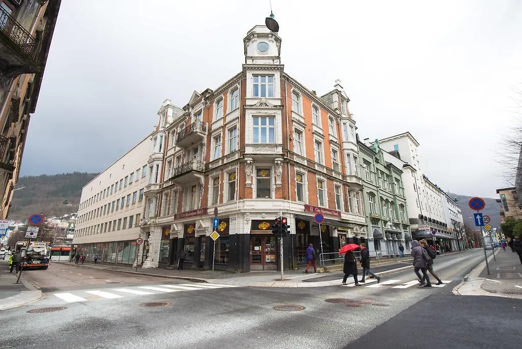 City Apartment Hotel ile iletişim